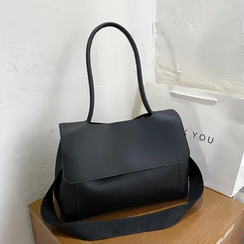Высококачественная Новая модная женская сумка для пригородных поездок 2022 года известного роскошного дизайнера Большой емкости Универсальная сумка-мессенджер на одно плечо Cc