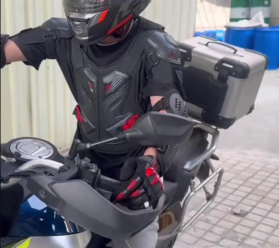 Защитный костюм для езды на мотоцикле по бездорожью, катания на роликовых коньках и льду, мотоциклетная броня от падения звездного качества